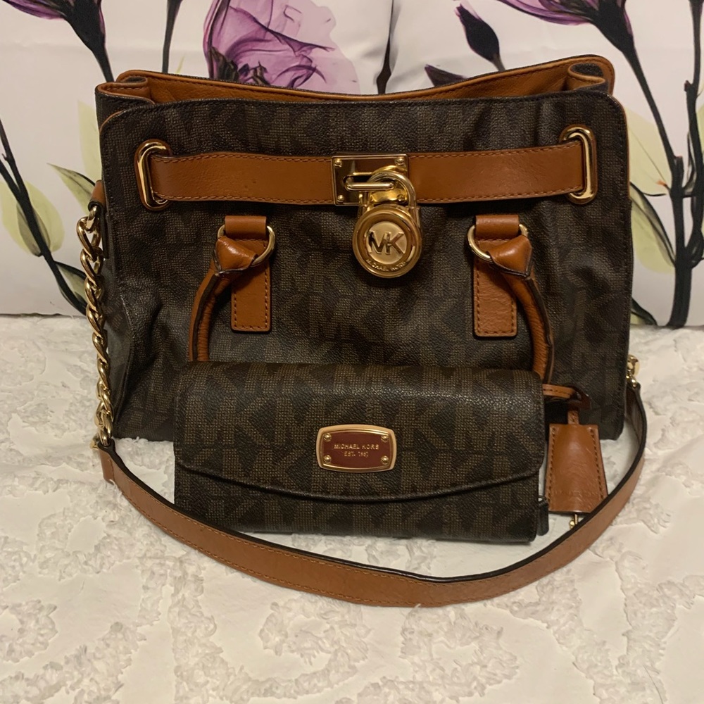 SOLD.  MK Shoulder Bag / Satchel With Wallet